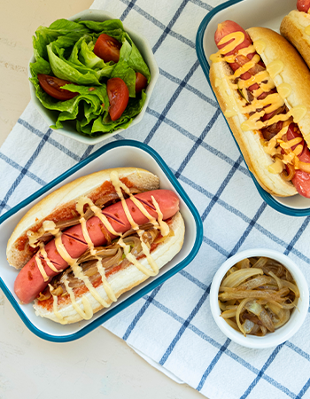 Karamelize Soğanlı Hot Dog Tarifi