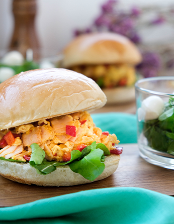 Hindi Fümeli Yumurtalı Burger Nasıl Yapılır?