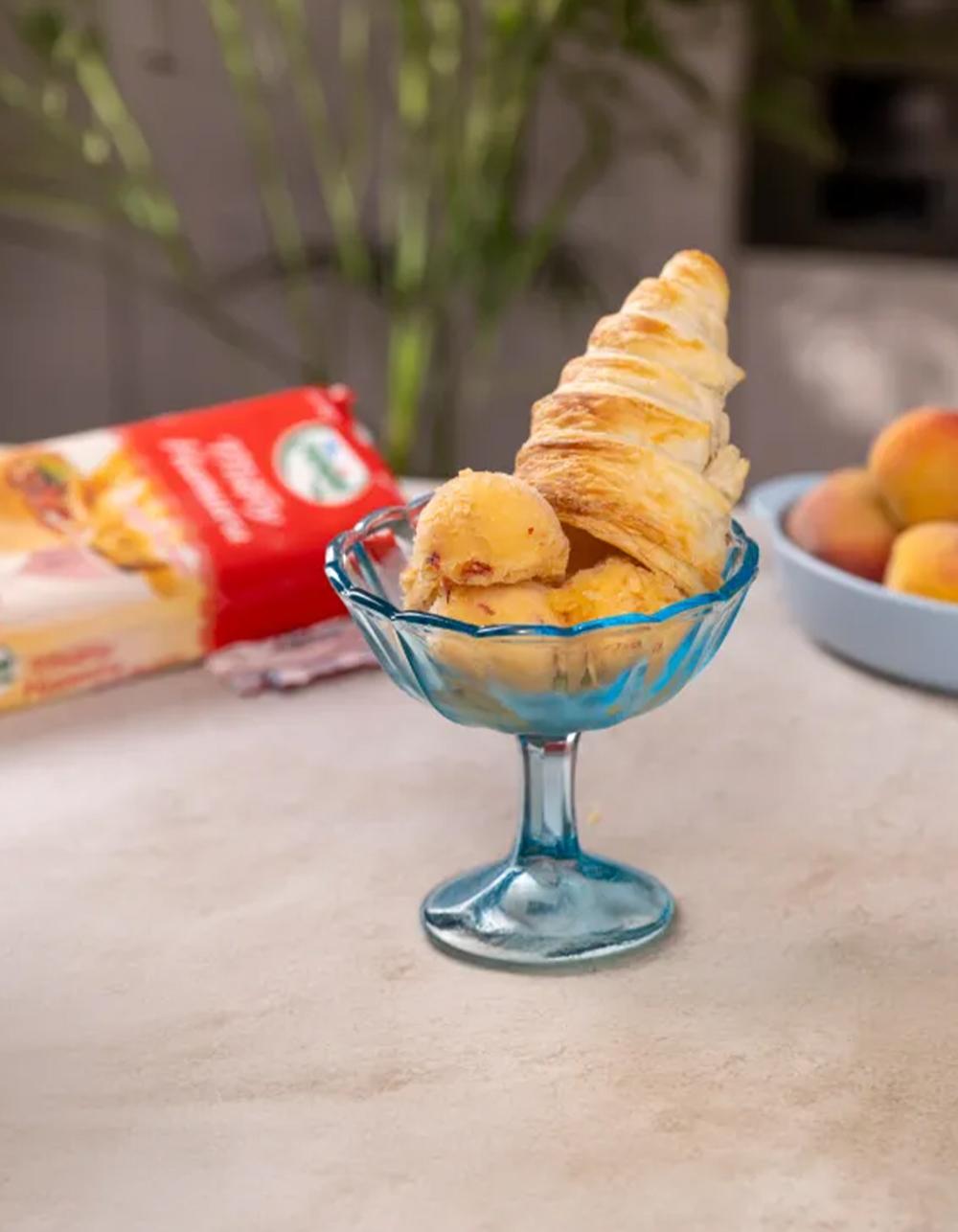 Milföy Kornet İle Şeftalili Sorbe