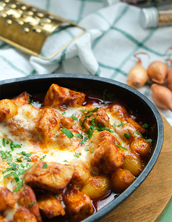 Güveçte Hindili Soğan Yahnisi Tarifi Nasıl Yapılır?