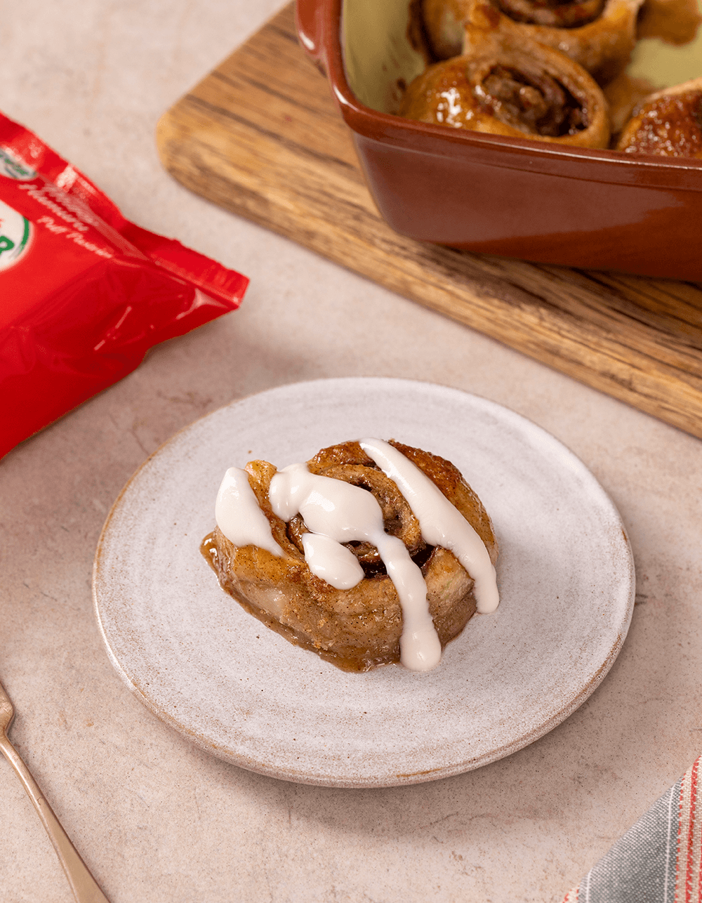 Elmalı Tarçınlı Milföy Çörek